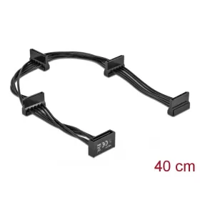   Delock 60395 SATA-tápkábel 15 tűs csatlakozódugóval > 4 x 15 tűs SATA-csatlakozóhüvely 40cm fekete
