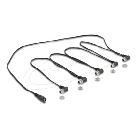   Delock DC kábel 1 x anya egyenes - 5 x anya 5,5 x 2,1 mm-es 90 fokban hajlított beépített csatlakozáshoz, fekete színű