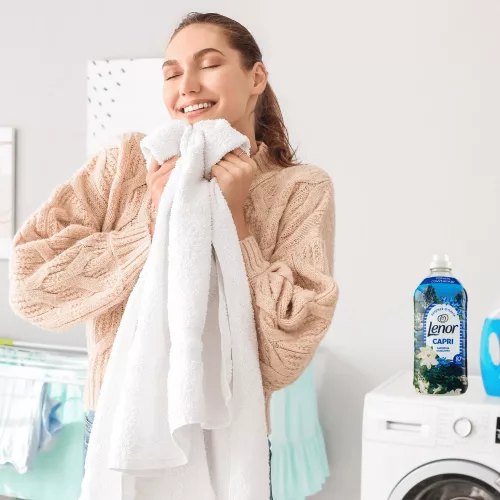 Lenor textilöblítő 1,827 Liter 87 mosás Capri
