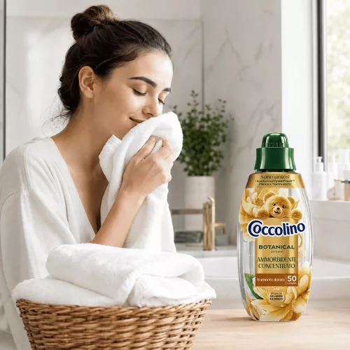 Coccolino öblítő koncentrátum Botanical Tramonto Dorato mosóparfüm - elegáns, virágos és fűszeres illat 750ml
