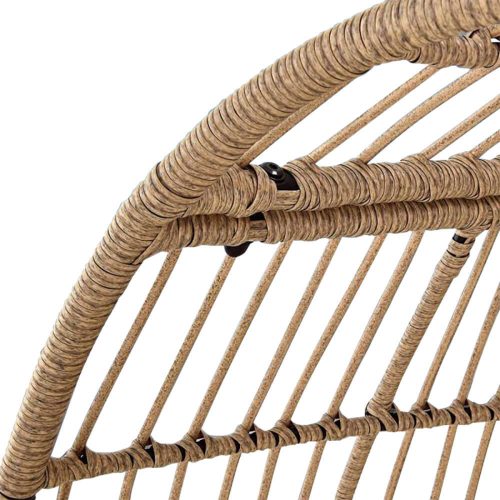 Fonott fotel párnával