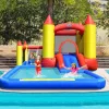 Kastély formájú felfújható vízipark